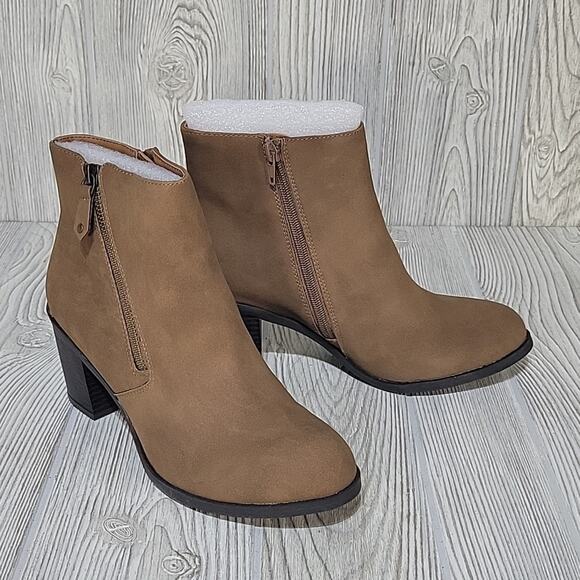 American Rag Demitra Ankle Boots Women's Size 8 New In Box - Picture 2 of 13